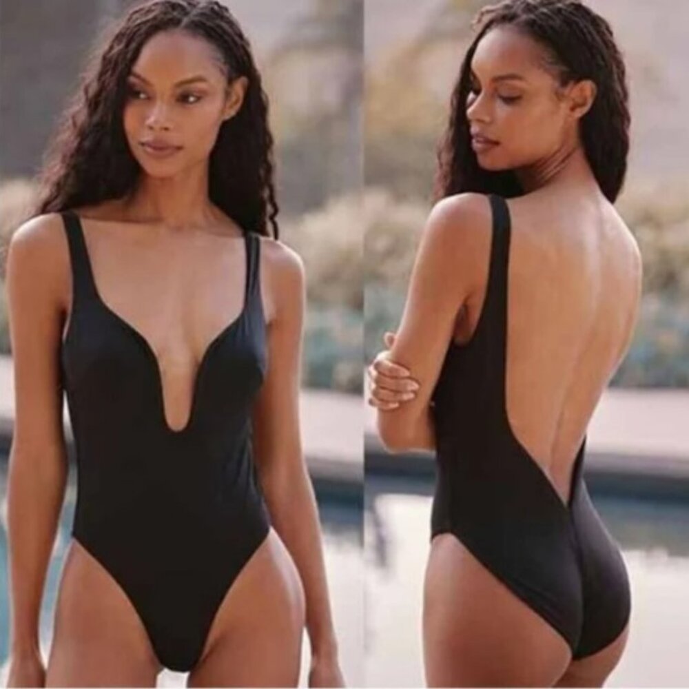 Riot Swim Lana One Piece/ Full Coverage. NWT. Black. Size L. RP $144.